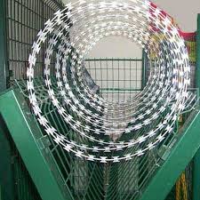 Dây Thép Gai Tôn Hình Lưỡi Dao